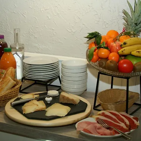 Les Castets D'ayre מלון 2*