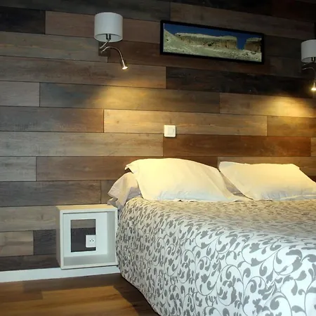 Hotel Les Castets D'ayre 2*