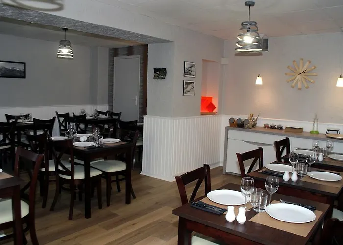 Les Castets D'ayre 2* בארג'ס