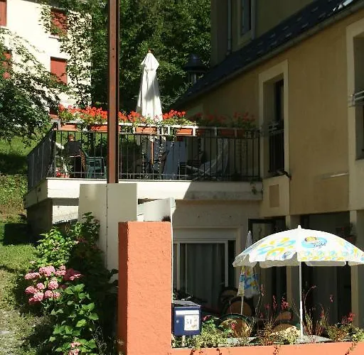 Les Castets D'ayre מלון בארג'ס